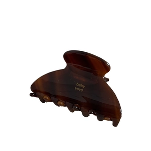 Elegant jelly texture tortoiseshell hair claw clip in dark brown for women styling