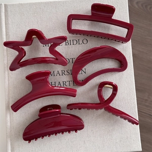 Elegant set of 6 deep red shark hair clips in various geometric shapes for women