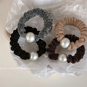 Retro Elegant Large Artificial Pearl Shiny Silk Fabric Scrunchies High Elastic Hair Ties Ponytail Holder Fashion Hair Accessories Women