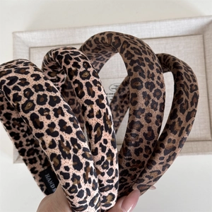 Handmade leopard print velvet sponge headbands set in stylish vintage autumn patterns