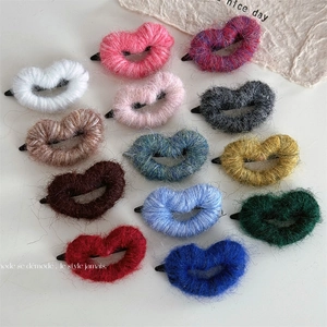Handmade Woolen Heart Hair Clip Sweet Korean Style Knit Duckbill Clip Autumn Winter Fashion Hair Accessories For Women Girls