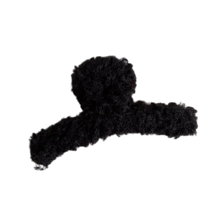 Pince à cheveux élégante en peluche noire avec texture douce et design incurvé pour femmes