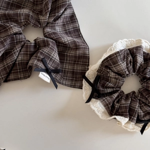 Vintage brown plaid scrunchie set with white lace trim and black silk bow accents