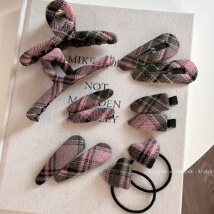 Vintage Gray Pink Plaid Hair Clip Fabric Wrapped Shark Claw Clip Elegant Heart Hair Tie BB Clip For Women Hair Accessories