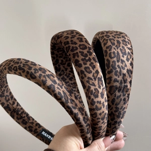 Three-piece leopard print velvet headbands set with handmade details for women