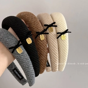Autumn Winter Knit Headband Velvet Bow Metal Pendant Retro Padded Hair Band For Women Elegant Handmade Weaving Thick Hair Hoop