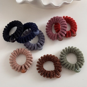 Set elastici per capelli a spirale in ciniglia con perline in colori vintage Morandi