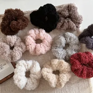 Chouchous en Laine d'Agneau Peluche pour Femmes Couleur Unie Élastiques à Cheveux en Tissu Automne Hiver Accessoires pour Cheveux