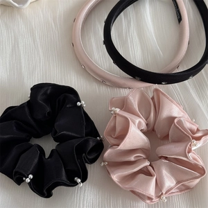 Lot de chouchous en satin rose et noir avec perles et serre-têtes en strass pour femmes