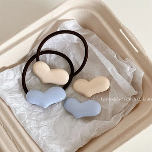 Koreanisch Minimalistisch Herzform Haarclip Für Damen Matte Harz Entenschnabel-Clip Täglich Seiten Pony Haarnadeln Süßer Haarschmuck