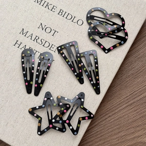 Lot de 8 barrettes à cheveux noir mat avec pois colorés en forme de cœur et étoile