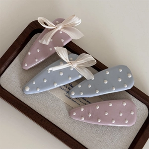 Set di 4 fermagli per capelli a pois blu e rosa con fiocchi in raso color crema