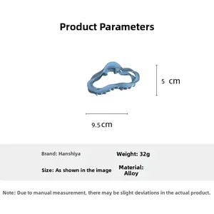 Detail view showing blue matte alloy hair claw dimensions of 9.5cm width and 5cm height