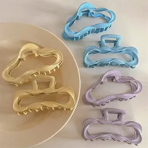 Elegant Alloy Matte Wave Pattern Large Hair Claw Clip Korean Style Macaron Color Shark Clip For Women Hair Accessories