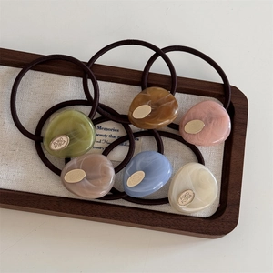Vintage Resin Marble Texture Hair Ties High Elastic Cloth Hair Rope Elegant Metal Tag Ponytail Holder For Women Daily Styling