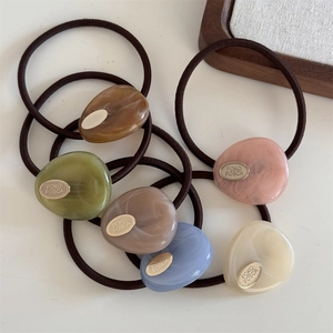Set of 6 high-elasticity hair ties with marble resin charms and gold metal labels