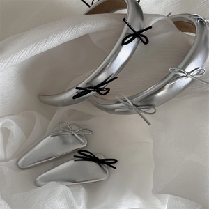 Silver metallic padded headband and bow hair clip set for a stylish cool aesthetic