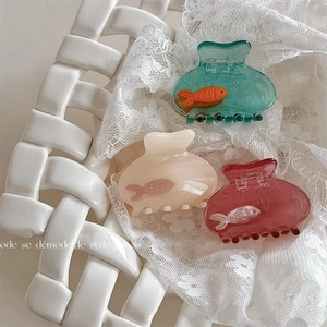 Pinza per Capelli Creativa Trasparente a Forma di Acquario con Pesce Rosso per Donna Elegante Clip a Squalo con Motivo Animale Accessorio