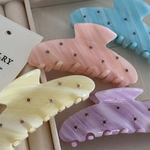 Elegant set of 4 acetate shark hair claws with colorful rhinestones in pastel colors