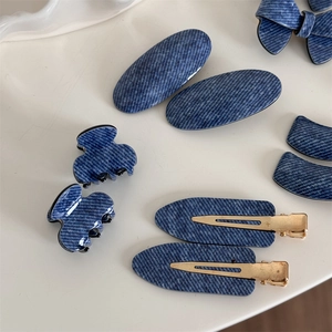 Blue denim acetate hair clip set with claw clip and bow hairpins on gold metal base
