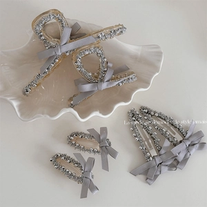 Elegant Bow Hair Clips For Women Korean Style Resin Ribbon Silver Bead Hair Claws Sweet Daily Styling Accessories