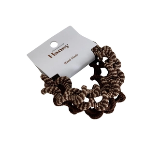 Set di elastici per capelli ondulati in toni terra con trama a maglia a righe fatta a mano