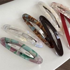 Barrettes à cheveux élégantes en acétate ovale long en divers motifs et couleurs