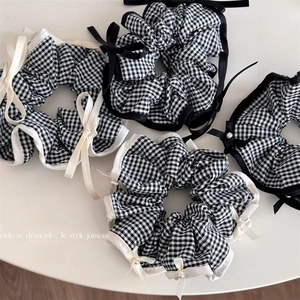 Chouchous en Tissu Plaid Style Coréen Avec Nœud en Satin Décoration Künstliche Perles Doux Élastiques Cheveux Français pour Femmes