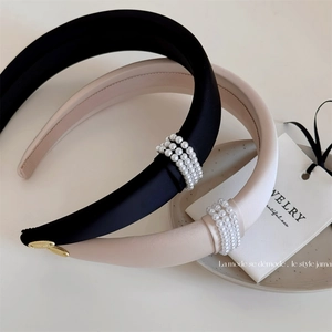 Women Padded Artificial Pearl Headband Satin Fabric Elegant Wide Brim High Top Hair Accessories For Daily Party Wedding