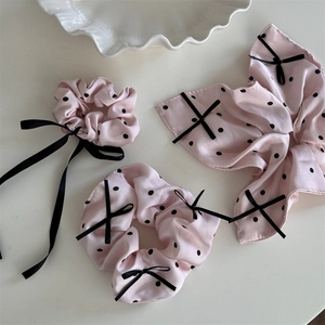 Set di elastici per capelli rosa a pois con nastri e fiocchi in raso pregiato