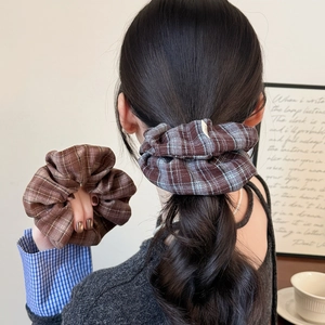 Retro Plaid Large Scrunchies Handmade Fabric Hair Ties Plaid Pattern Maillard Style Ponytail Holder Fashion Hair Accessories For Women