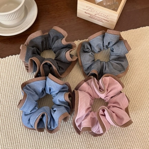 Lot de 4 chouchous plissés avec bords contrastés en anthracite, gris, bleu et rose