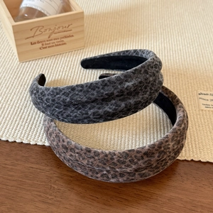 Elegant leopard print velvet wide headband set in grey and brown for hair styling