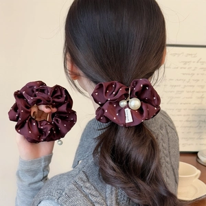Vintage Wine Red Satin Scrunchies With White Heart Pattern Faux Artificial Pearl Pendant Hair Ties For Women Retro Hair Accessories