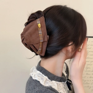 Pince à Cheveux Élégante en Tissu Style Coréen Noeud en Ruban Écossais Pince Requin avec Breloque Cerise Dorée Fait Main pour Femmes