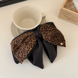 Elegante fermaglio per capelli con fiocco leopardato e seta nera per coda di cavallo stile francese