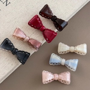 Set of 6 vintage hollow-edged bow hair clips in marbled acrylic colors for women