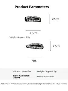 Detail showing dimensions and weight of rhinestone BB clips on a clean white background