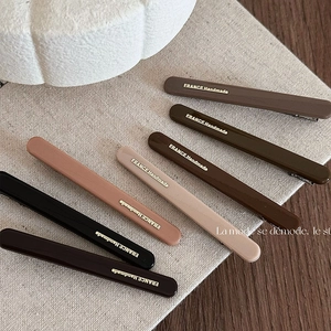 Retro Minimalist Letter Print Duckbill Hair Clip For Women Elegant Handmade Acetate Side Hair Clip Earthy Tone Hair Accessories