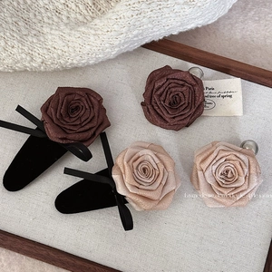 Retro Fabric Rose Flower Hair Clip With Bow Elegant 3D Floral Duckbill Clip BB Clip For Women Daily Dating Hair Accessories