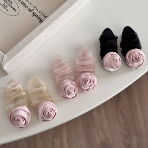 Three-pack of elegant gauze rose hair clips in black, dusty pink, and champagne gold