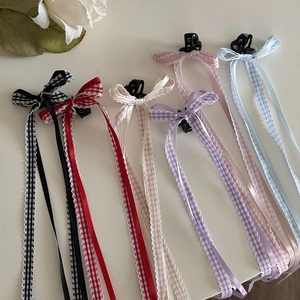 Set di 6 piccole mollette per capelli con lunghi nastri a quadri in colori differenti