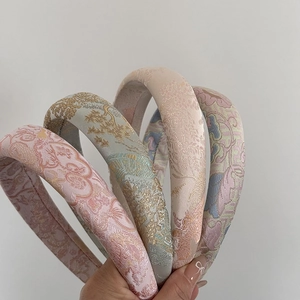 New Chinese Style Jacquard Embroidered Padded Headband For Women Vintage Floral High Top Sponge Hair Band Elegant Headpiece