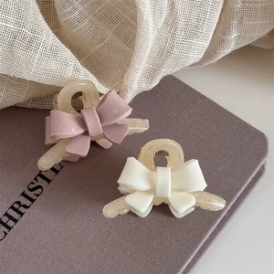 Pinces à cheveux élégantes en résine avec nœud en rose et crème pour coiffure