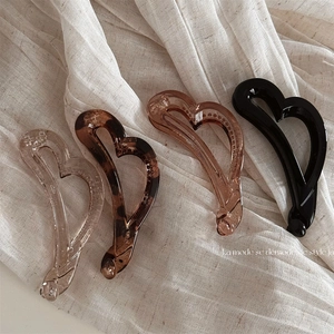 Barrette Banane Cœur Style Français Évidé en Résine Pince à Cheveux Minimaliste Élégant Accessoire Cheveux Femme Cheveux Fins
