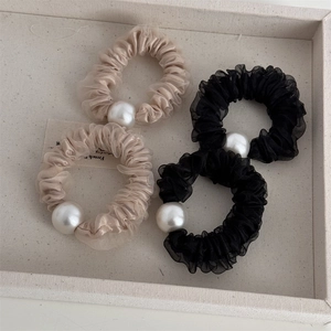 Set di 4 eleganti elastici per capelli in organza con grandi perle finte decorative