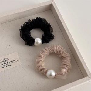Set di elastici per capelli in organza nera e beige con eleganti perle finte