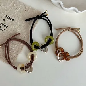 Élastique à Cheveux Haute Élasticité Minimaliste de Style Coréen pour Femmes Avec Anneaux en Résine et Décoration en Métal Corde à Cheveux Vintage Support de Queue de Cheval Accessoire