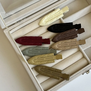 Set di 7 fermagli per capelli opachi colori Morandi con texture vintage