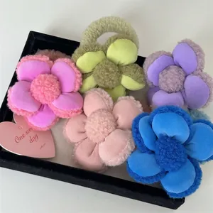 Élastique à Cheveux Fleur en Peluche Haute Élasticité Mignon Scrunchies Floraux pour Femmes Filles Accessoires de Cheveux